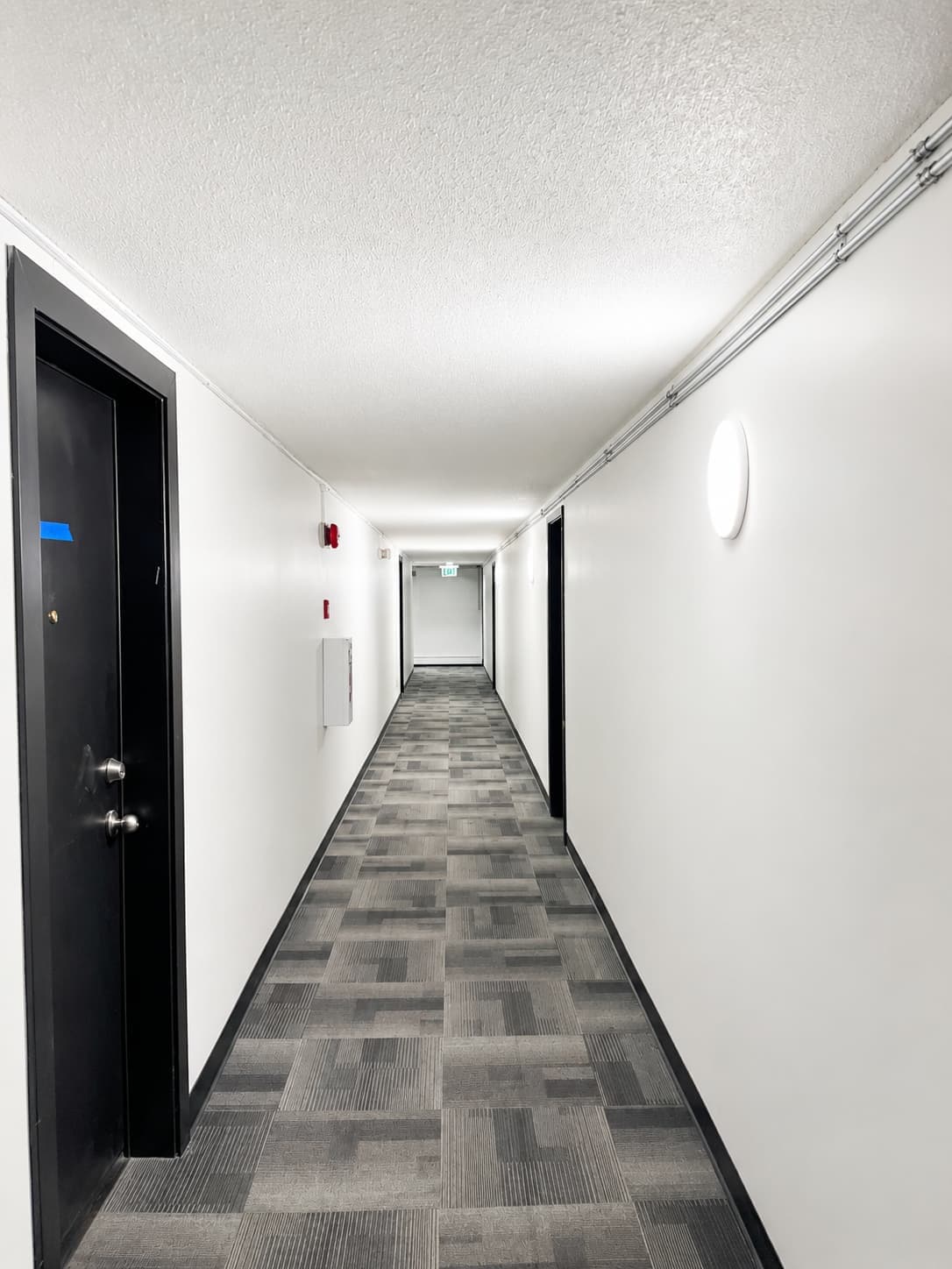 Westlynn Apartments — photo 1